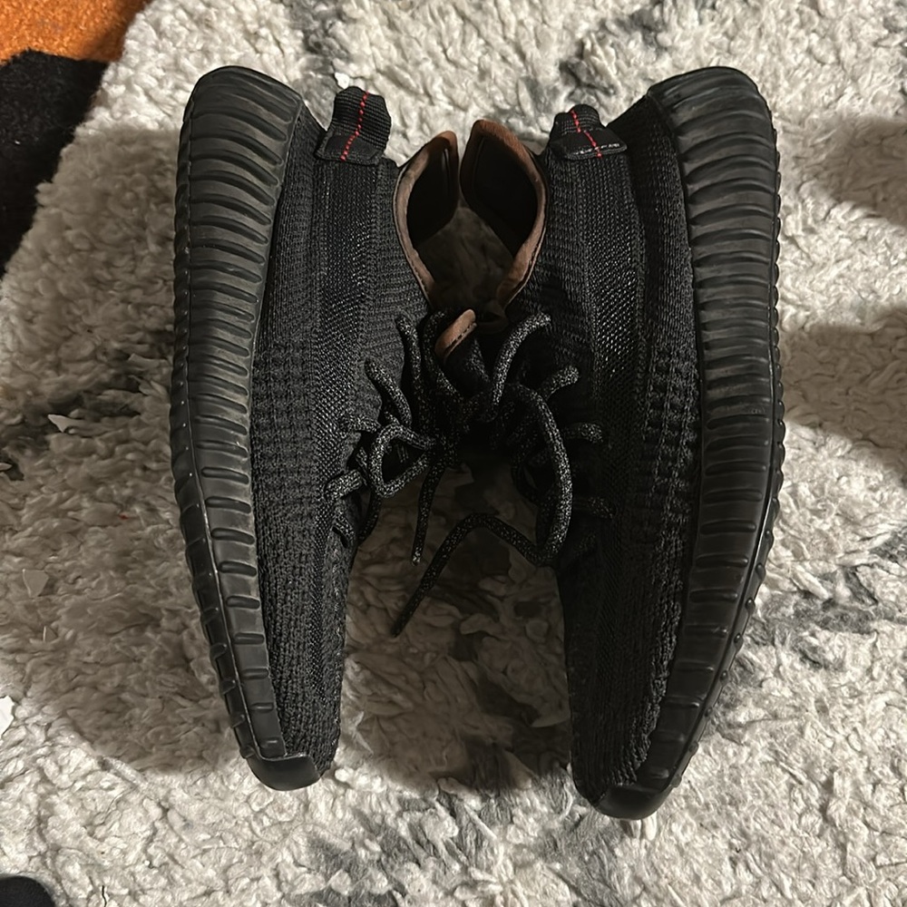 Yeezy 350 - image 3